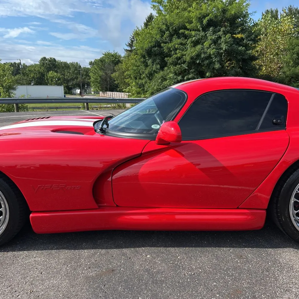 2002 Dodge Viper GTS