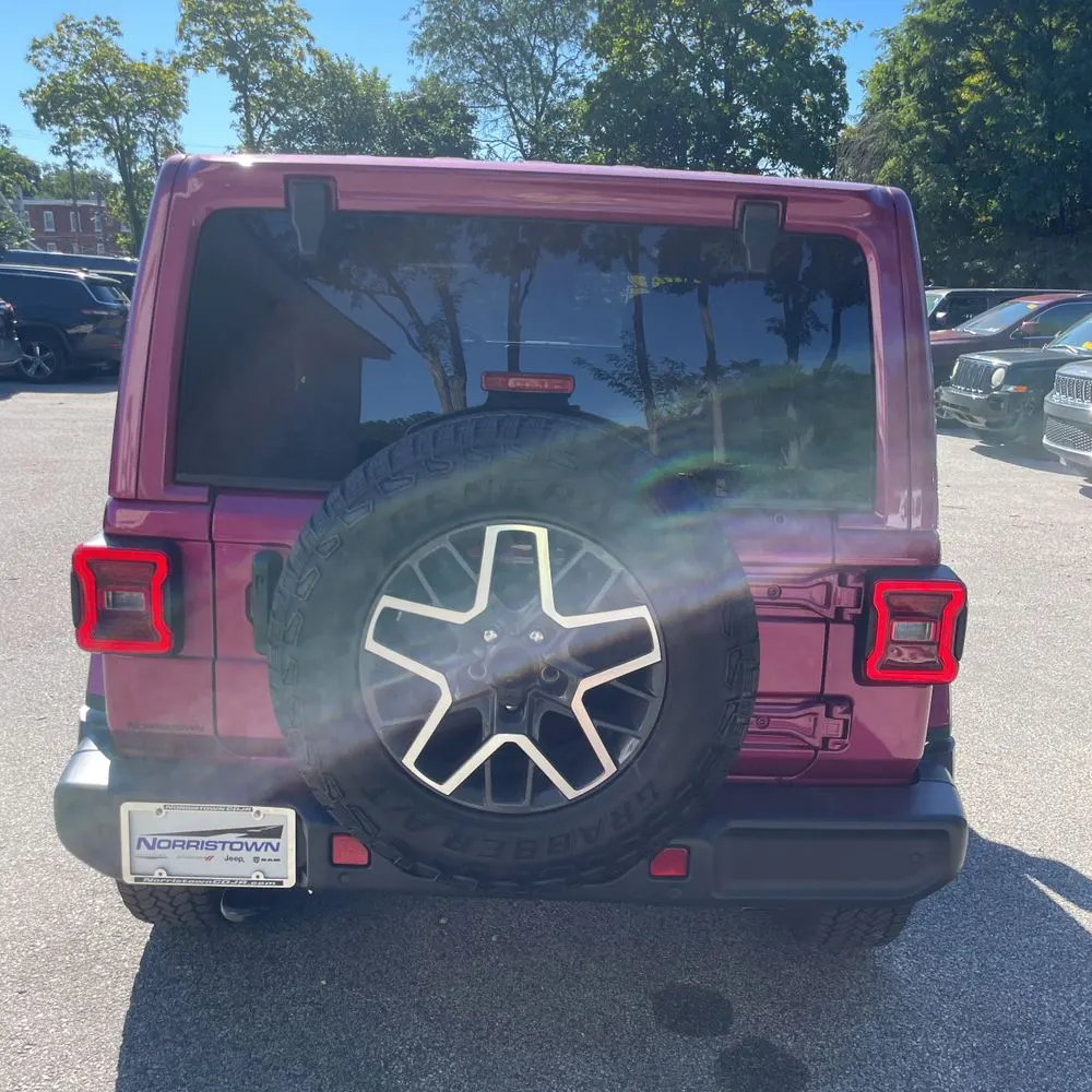 2024 Jeep Wrangler Sahara