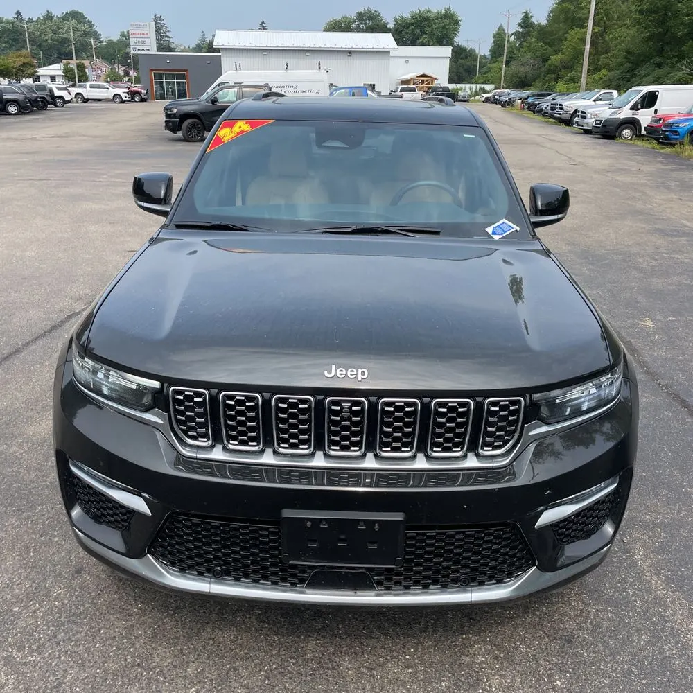 2024 Jeep Grand Cherokee Summit