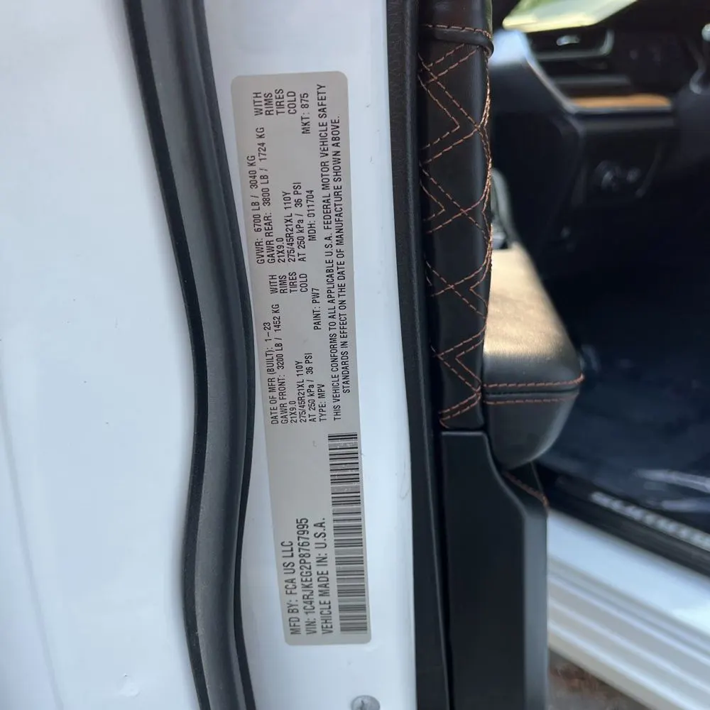 2023 Jeep Grand Cherokee L Summit Reserve