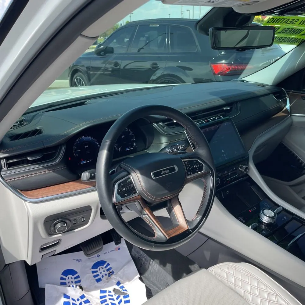 2023 Jeep Grand Cherokee L Summit