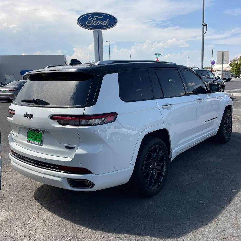 2023 Jeep Grand Cherokee L Summit