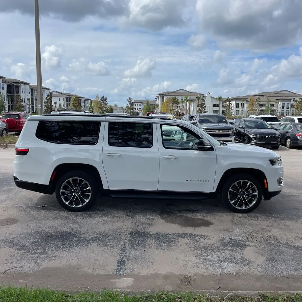 2023 Jeep Wagoneer L Series II