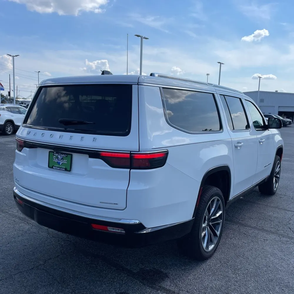 2024 Jeep Wagoneer L Series III