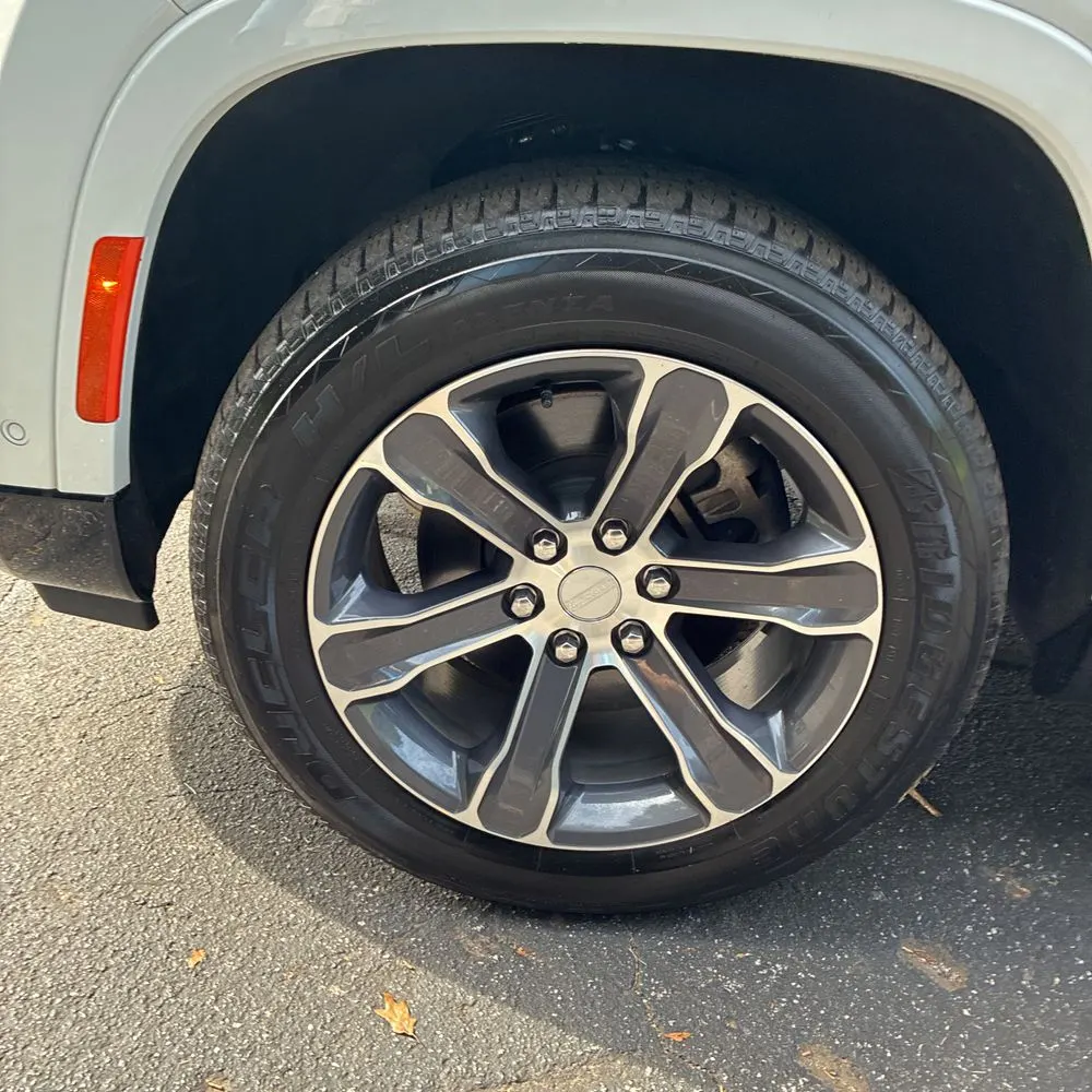 2024 Jeep Grand Wagoneer L Base