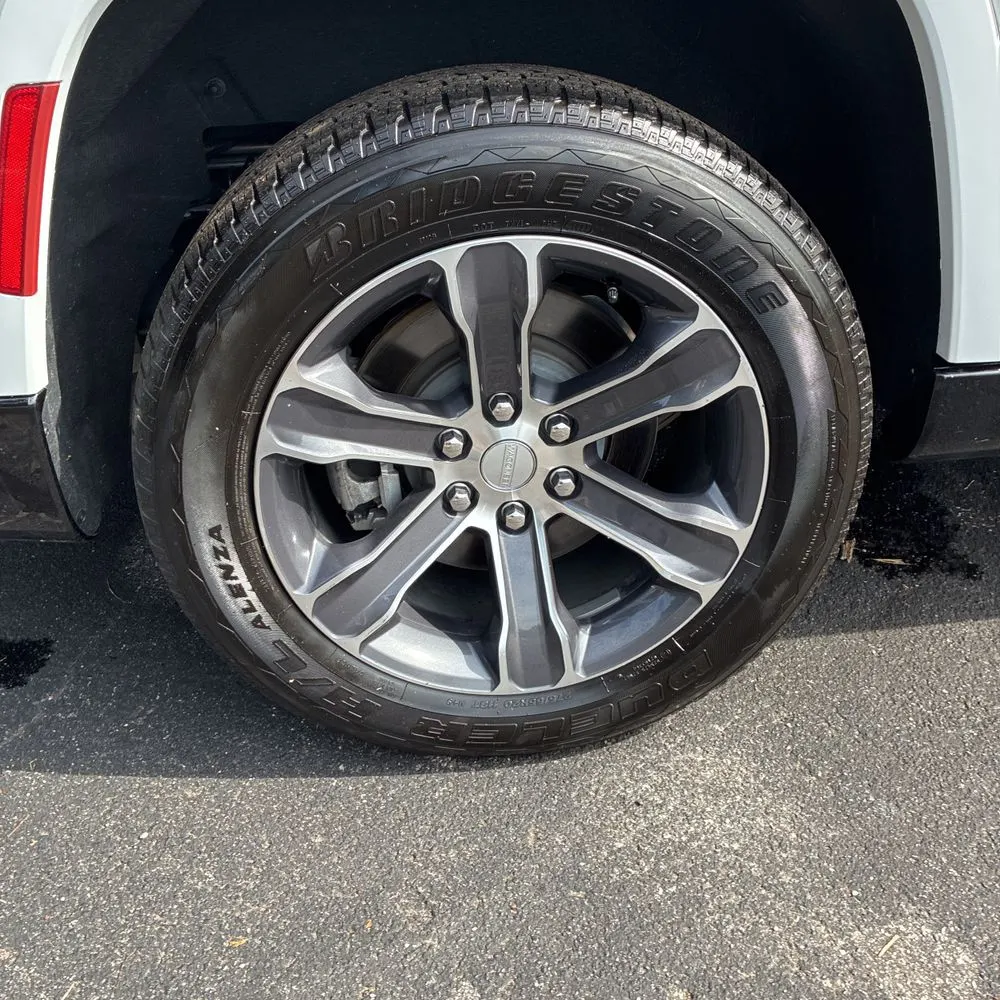 2024 Jeep Grand Wagoneer L Base