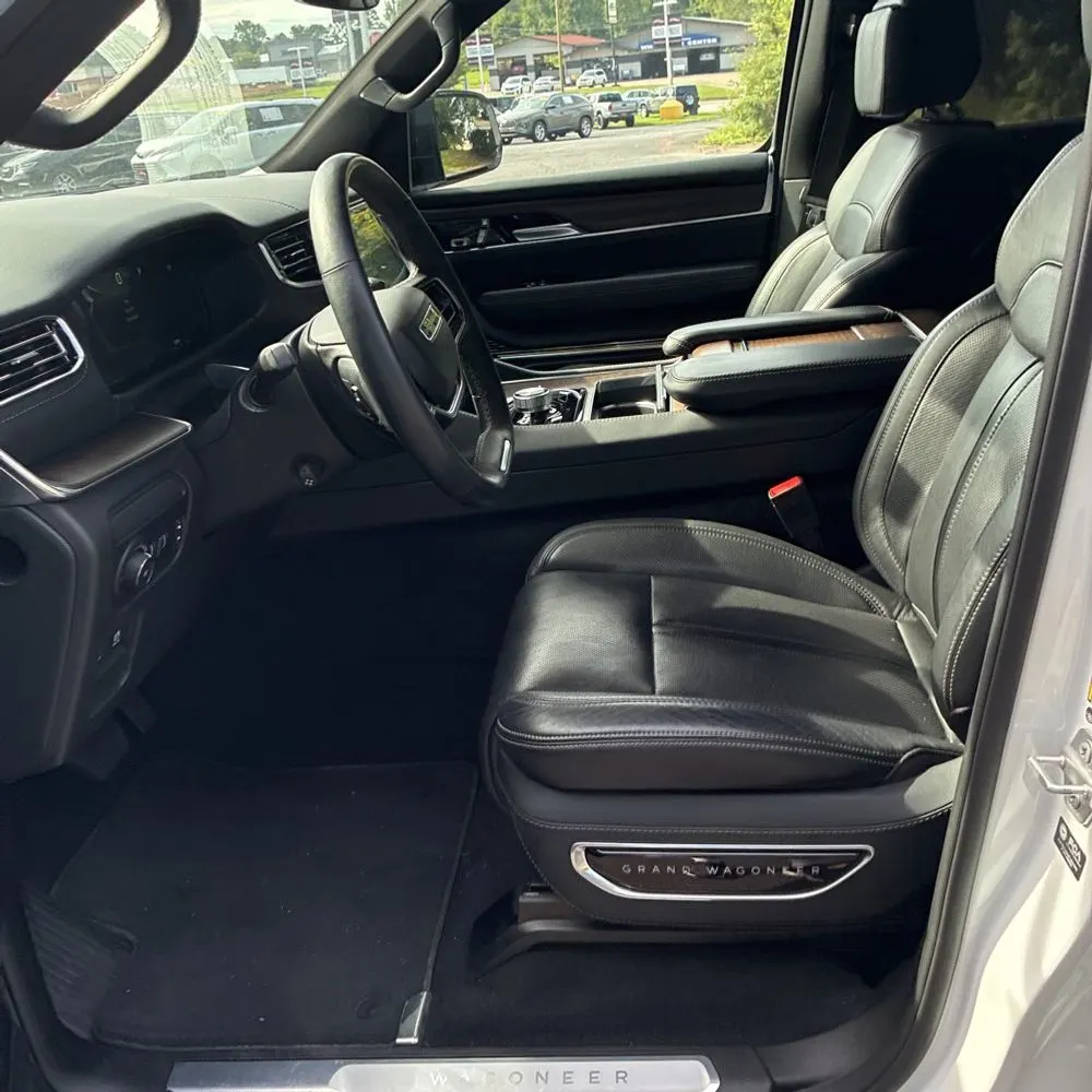 2024 Jeep Grand Wagoneer L Base