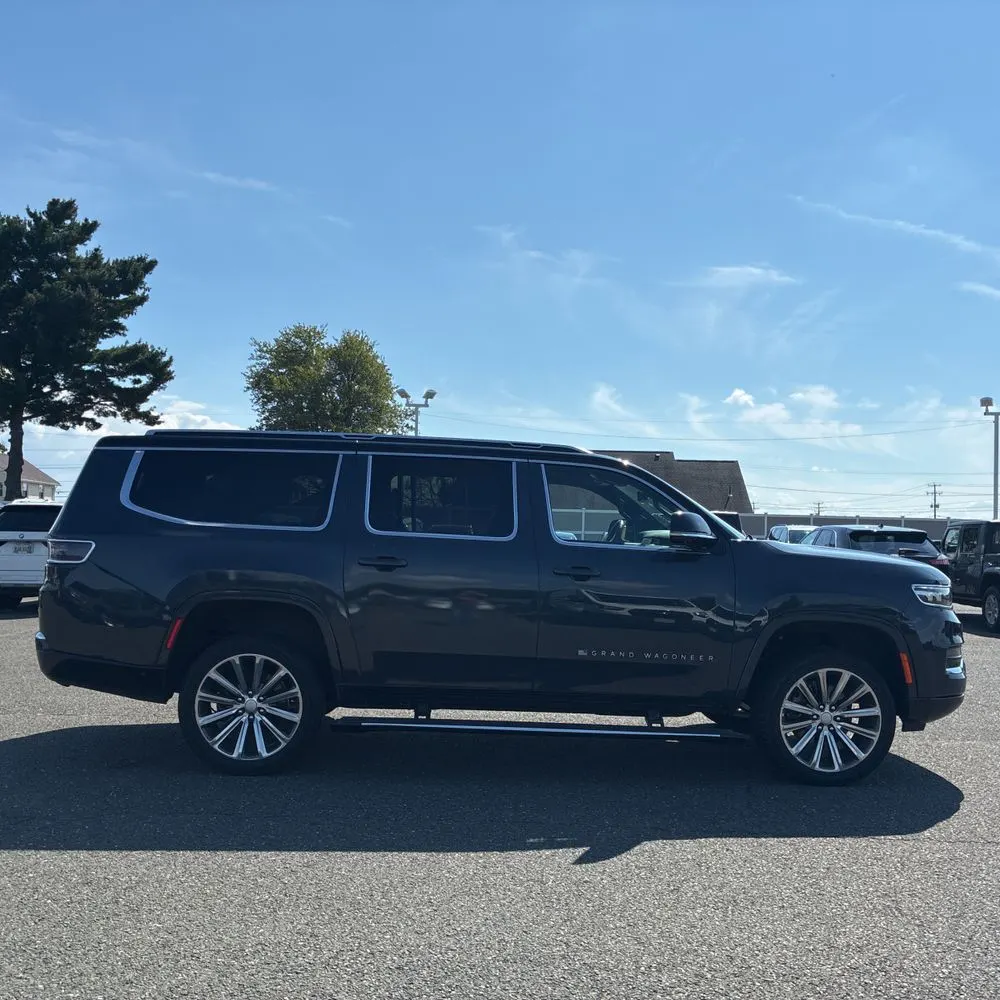 2023 Jeep Grand Wagoneer L Series II