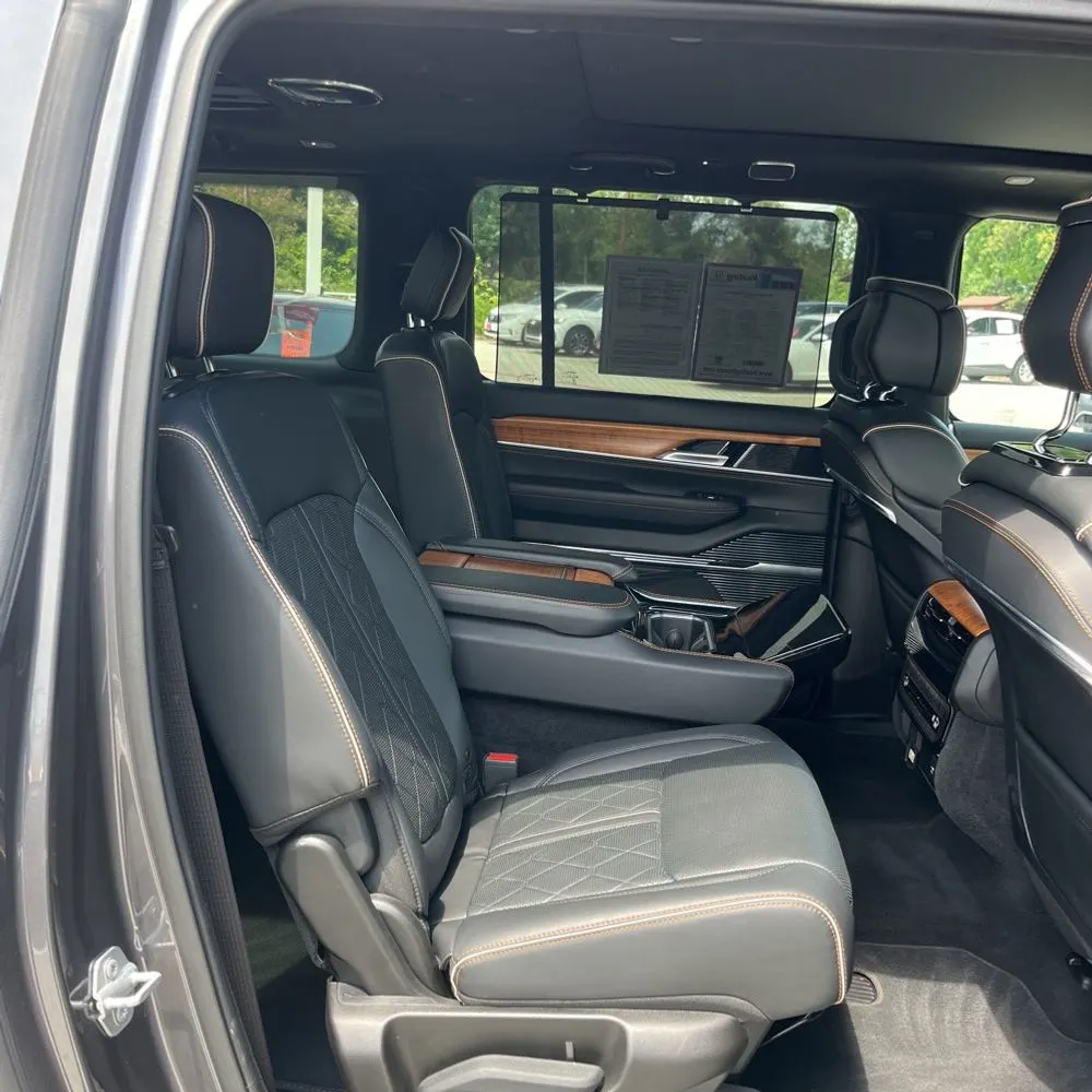 2024 Jeep Grand Wagoneer L Series III
