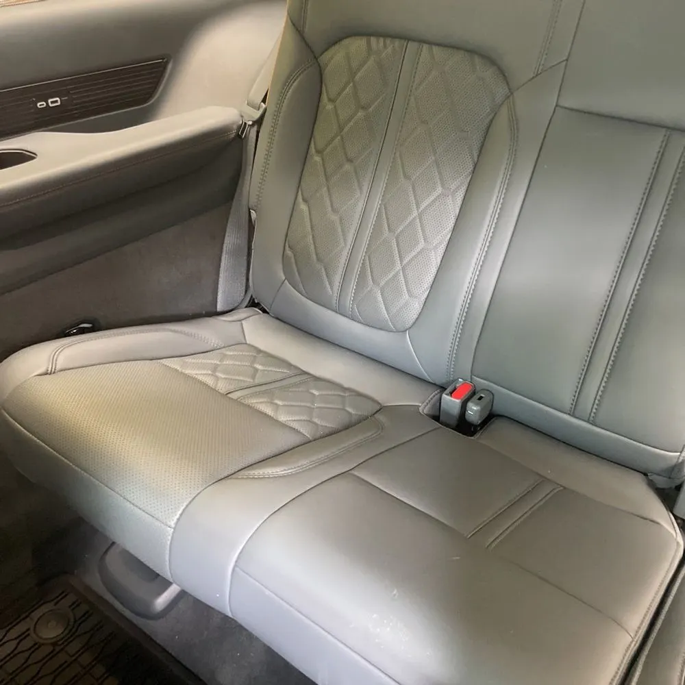 2023 Jeep Grand Wagoneer Series III 4D SUV 4WD