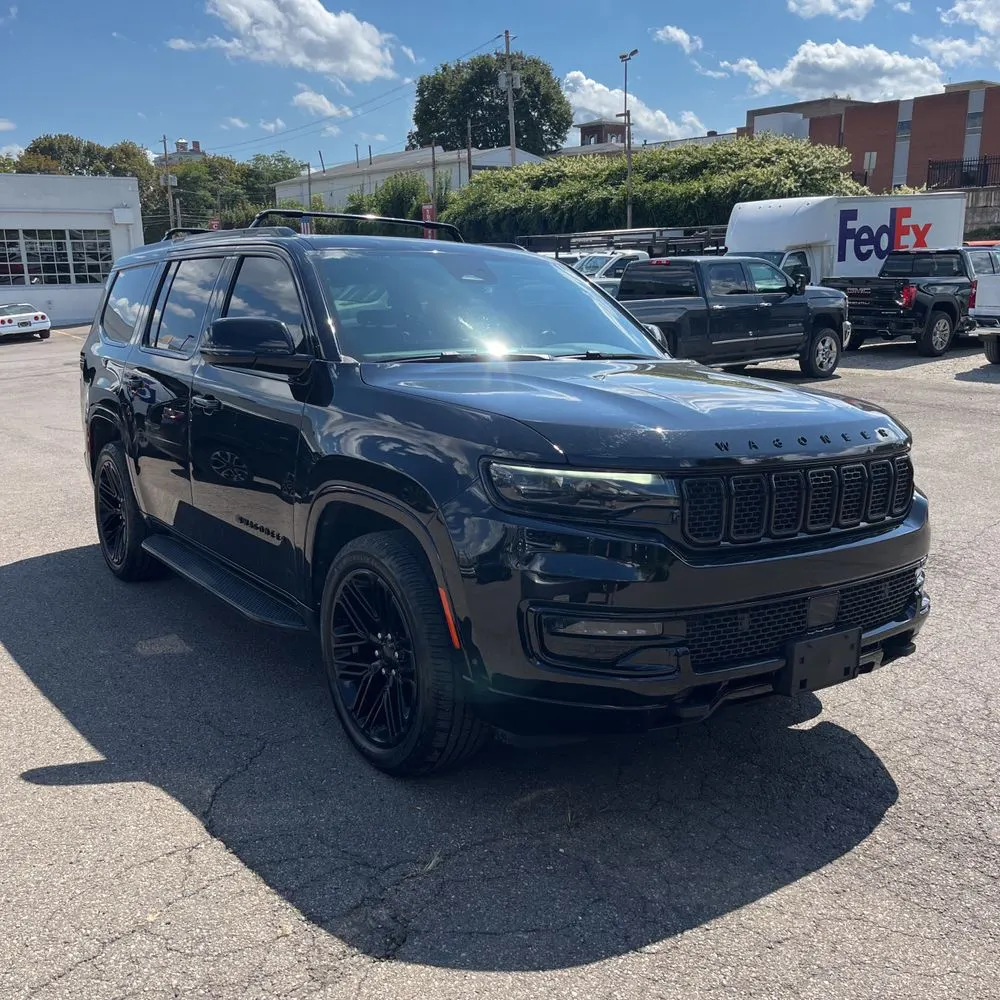 2023 Jeep Wagoneer Carbide