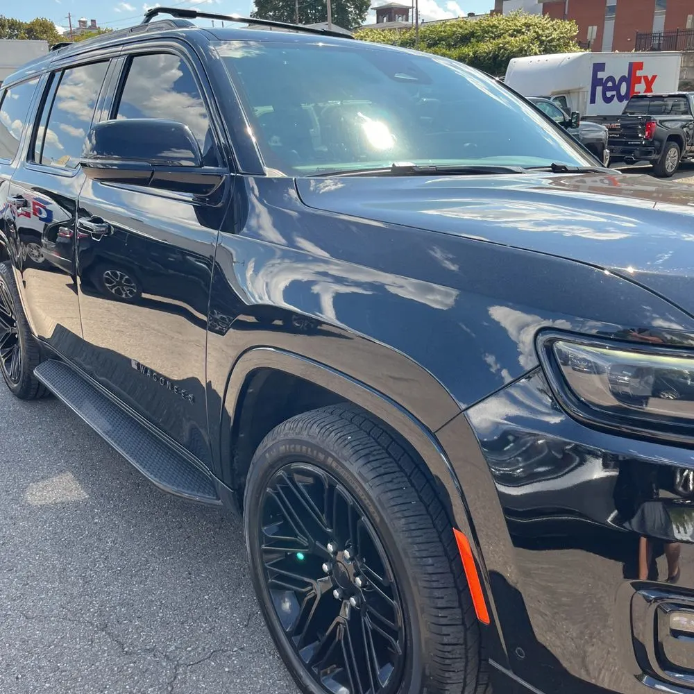 2023 Jeep Wagoneer Carbide