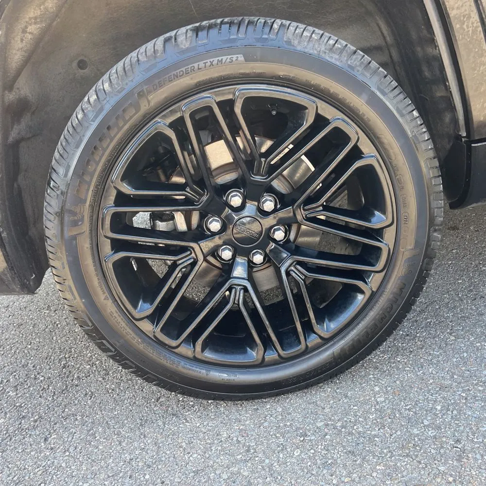 2023 Jeep Wagoneer Carbide