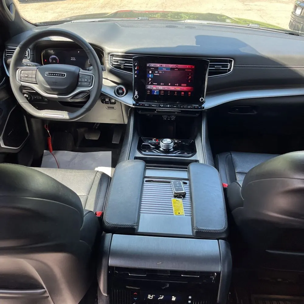 2023 Jeep Wagoneer Carbide