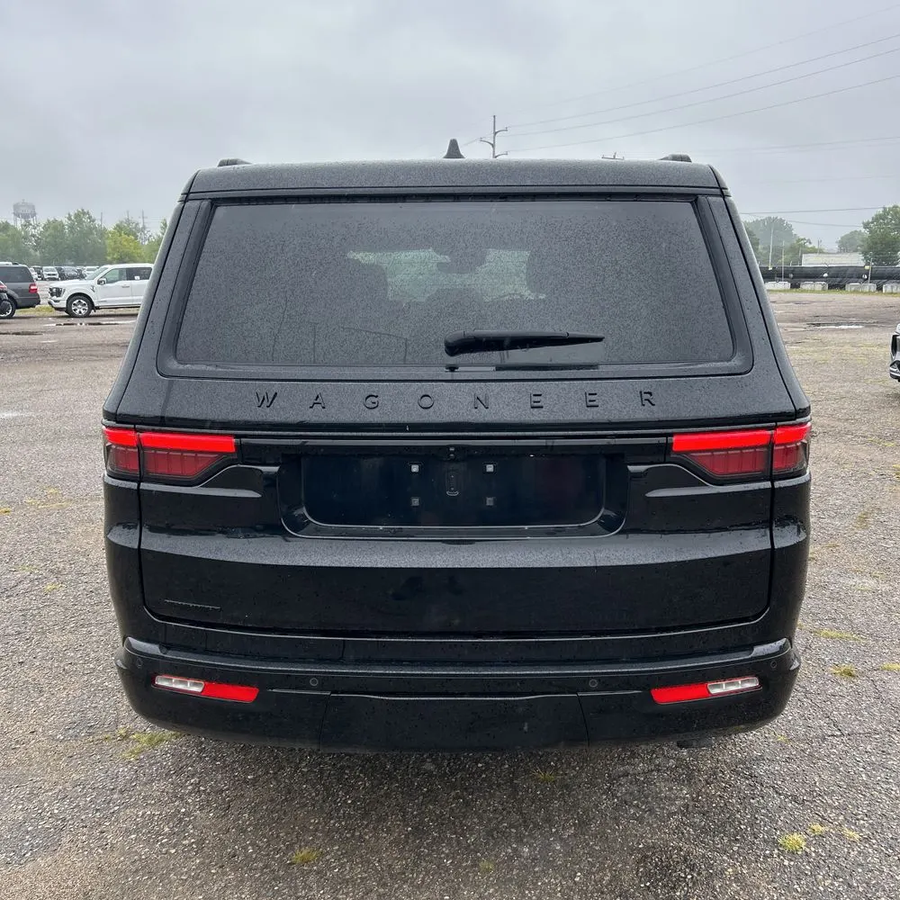2023 Jeep Wagoneer Series II