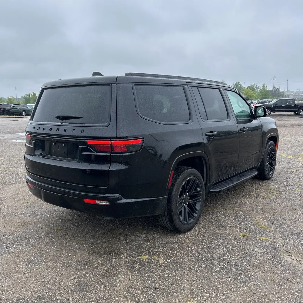 2023 Jeep Wagoneer Series II