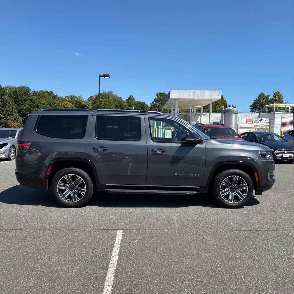 2024 Jeep Wagoneer Series II