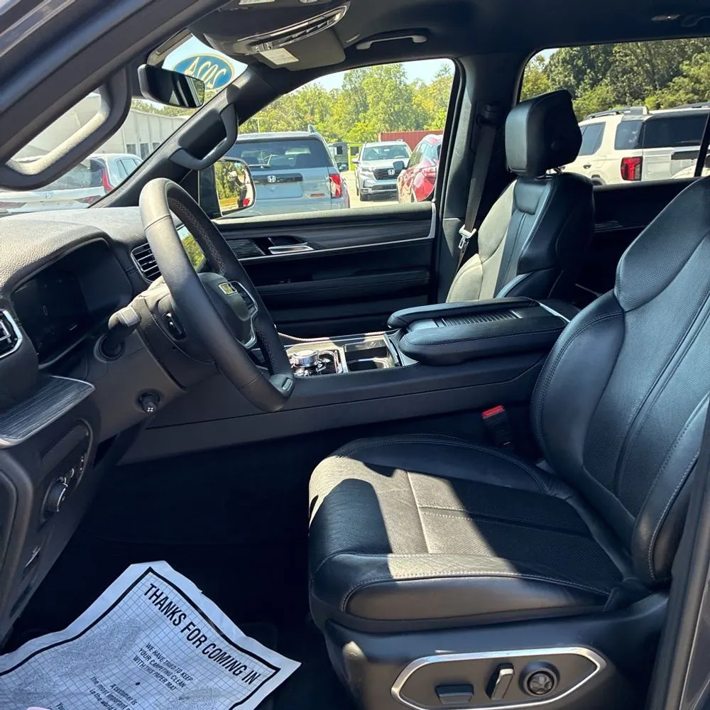 2024 Jeep Wagoneer Series II