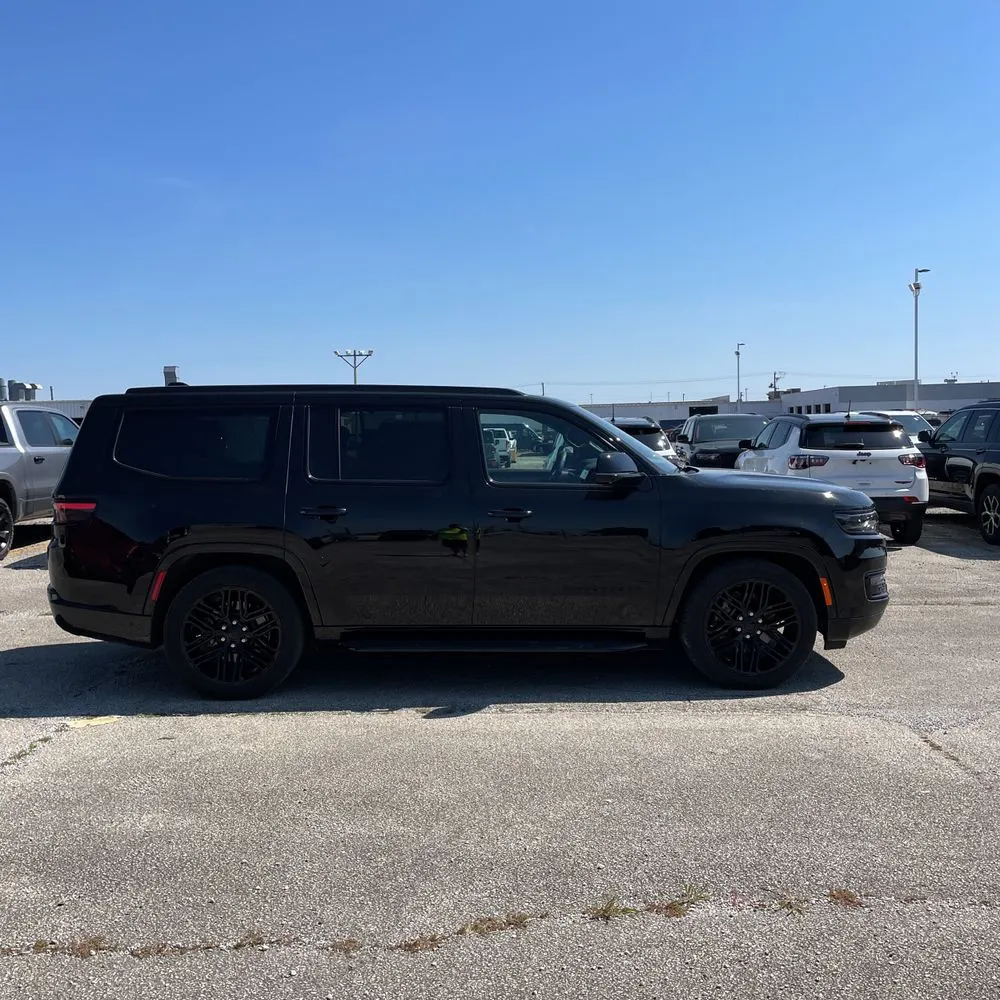 2024 Jeep Wagoneer Carbide