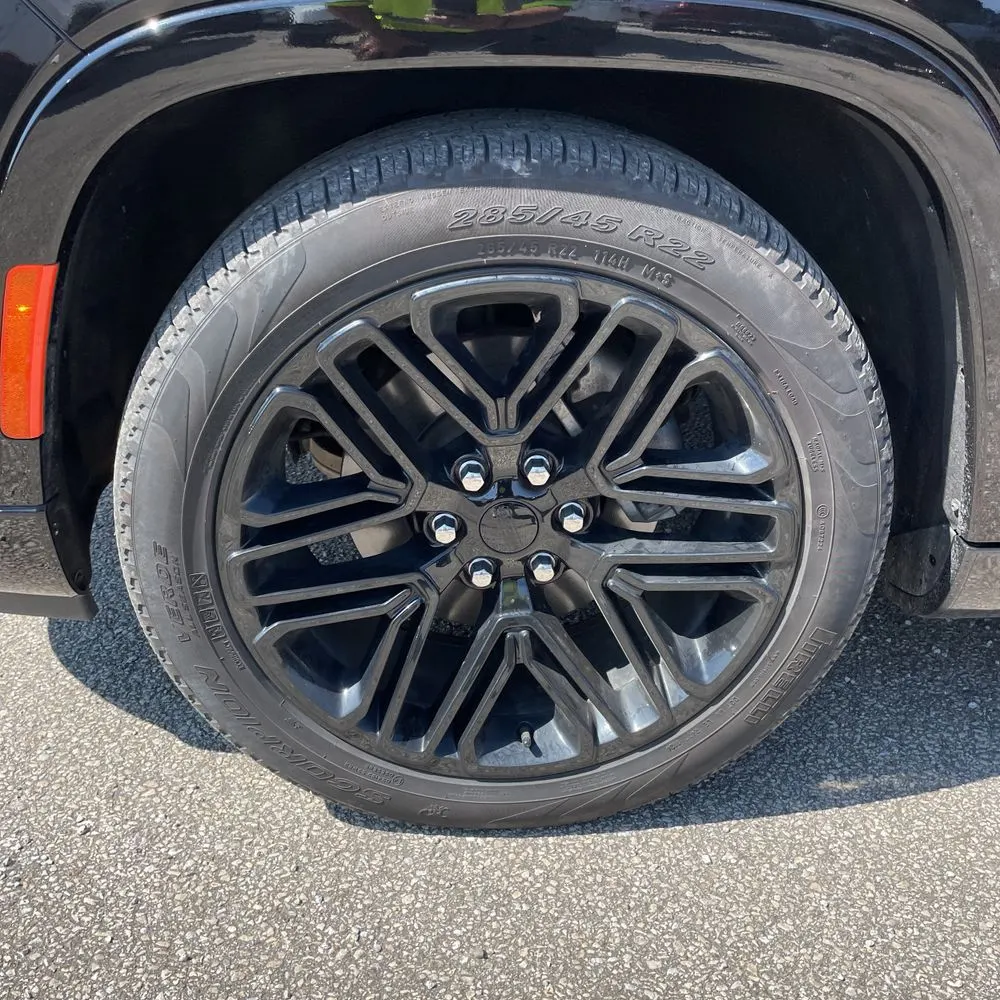 2024 Jeep Wagoneer Carbide