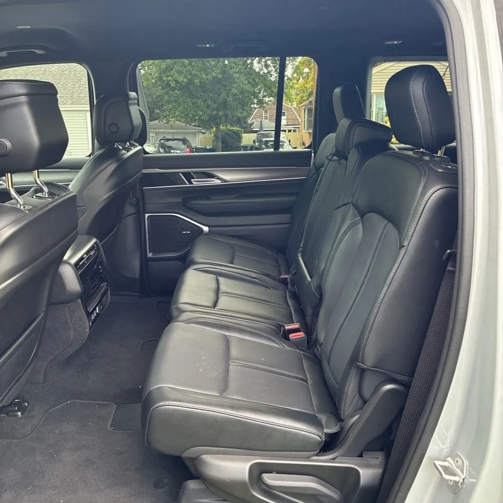 2025 Jeep Wagoneer Series II