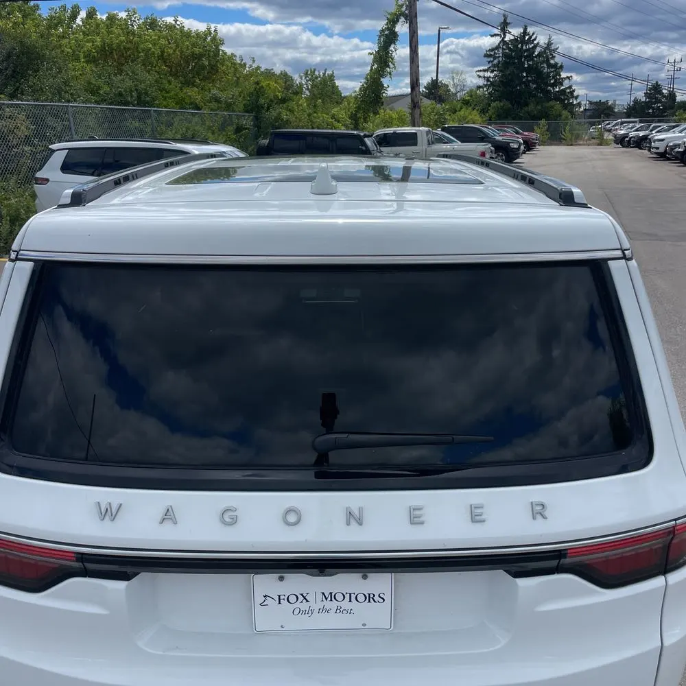 2022 Jeep Wagoneer Series III