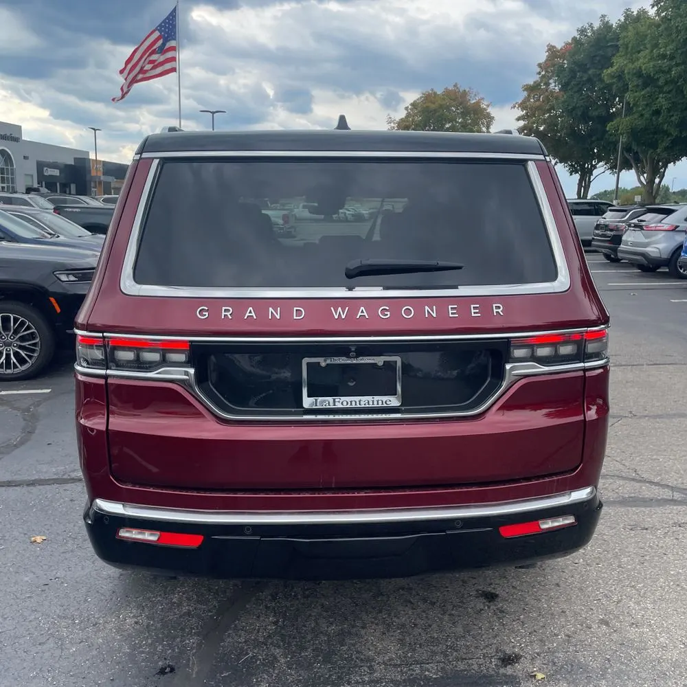 2024 Jeep Grand Wagoneer Base