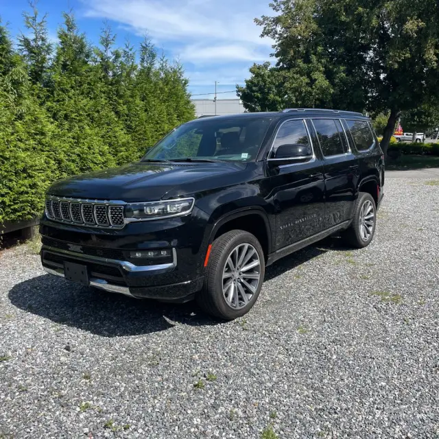 2022 Jeep Grand Wagoneer Series II