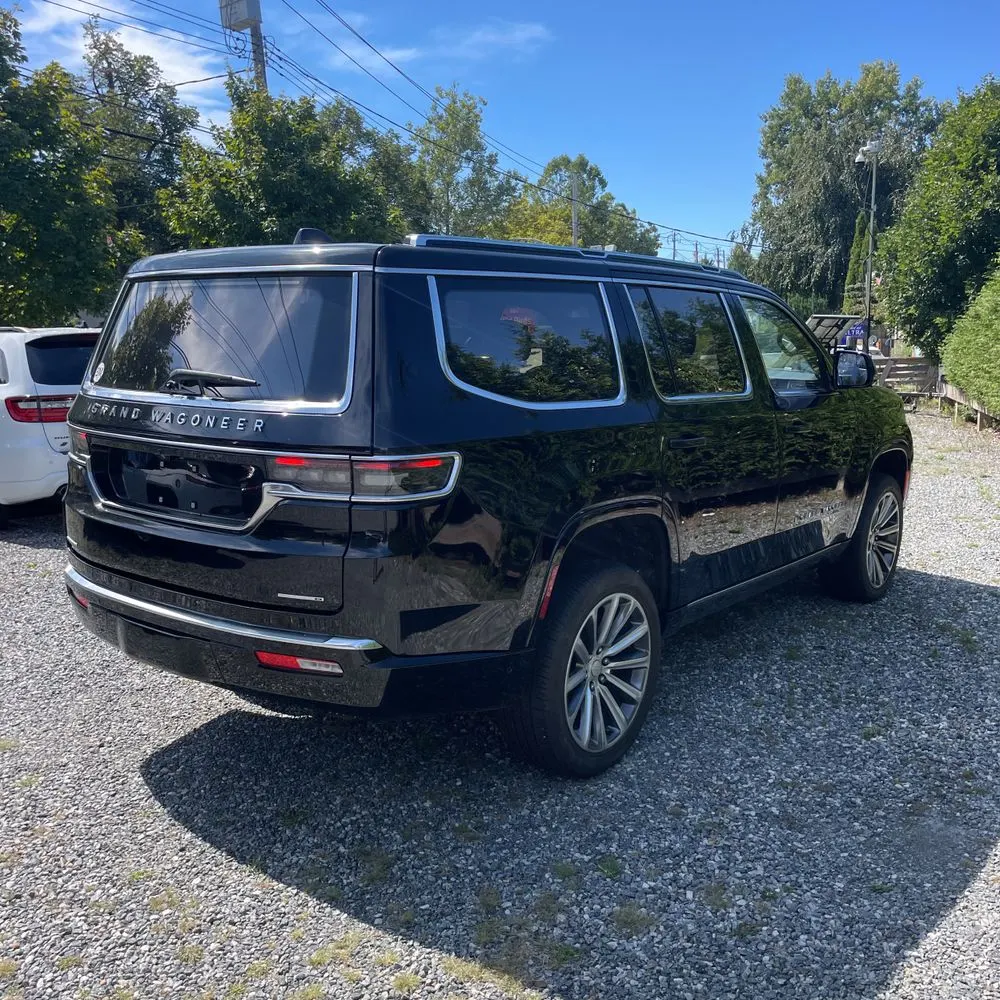 2022 Jeep Grand Wagoneer Series II