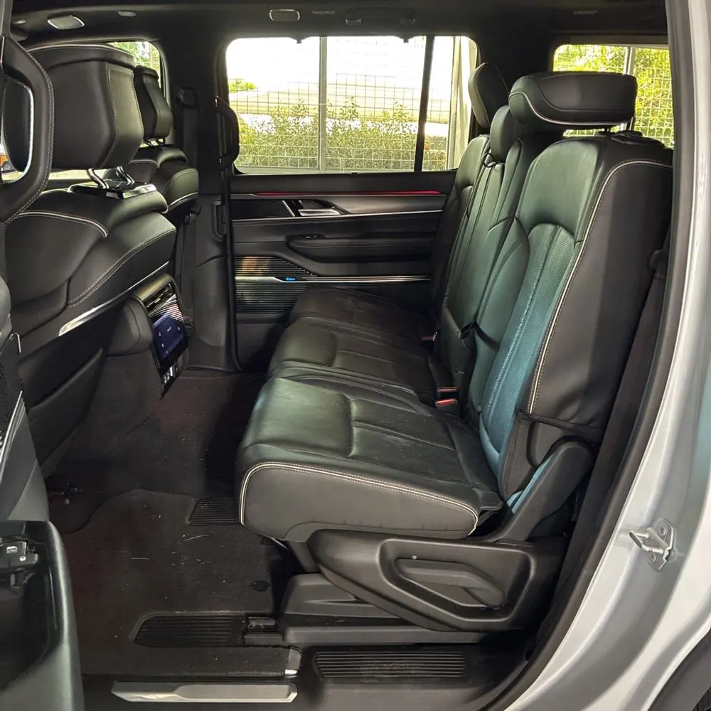 2022 Jeep Grand Wagoneer Obsidian