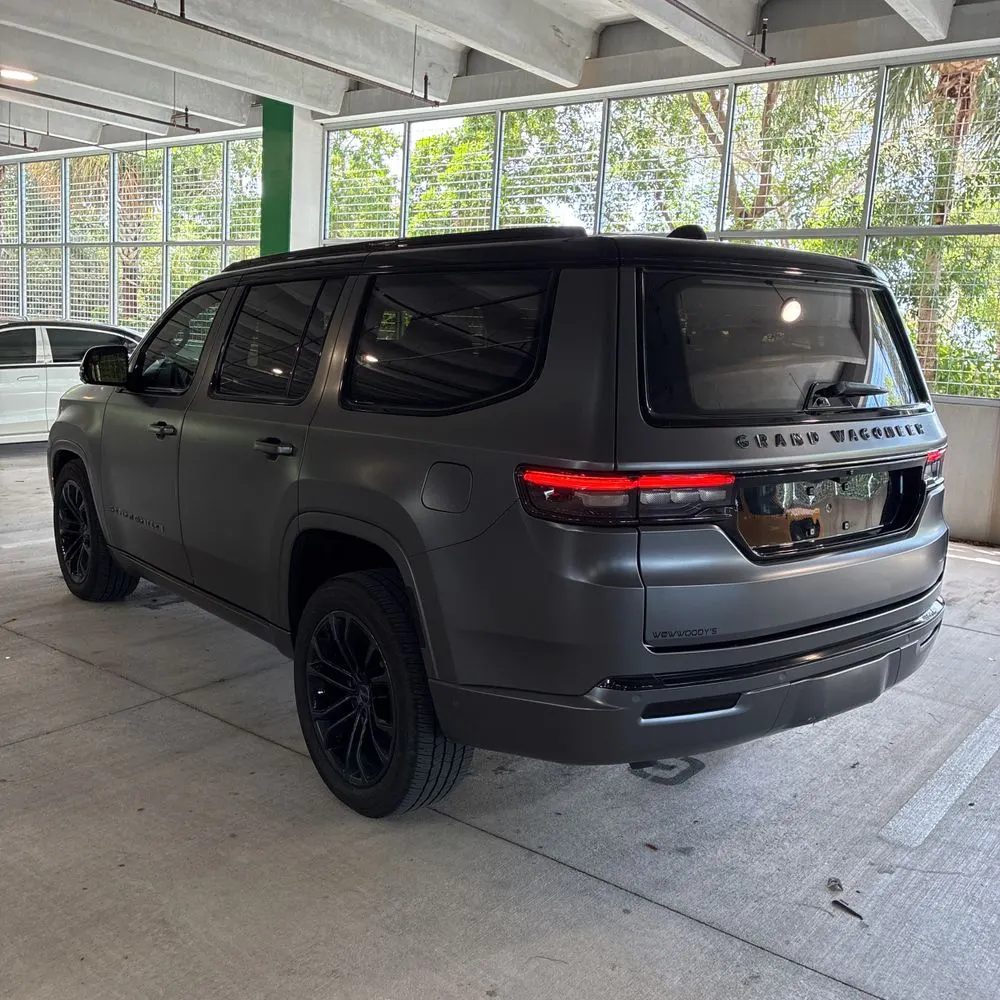2022 Jeep Grand Wagoneer Obsidian