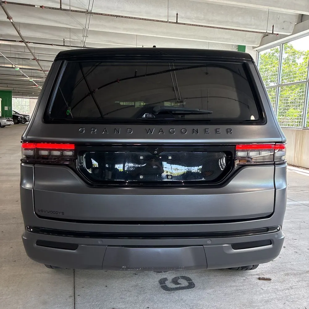 2022 Jeep Grand Wagoneer Obsidian