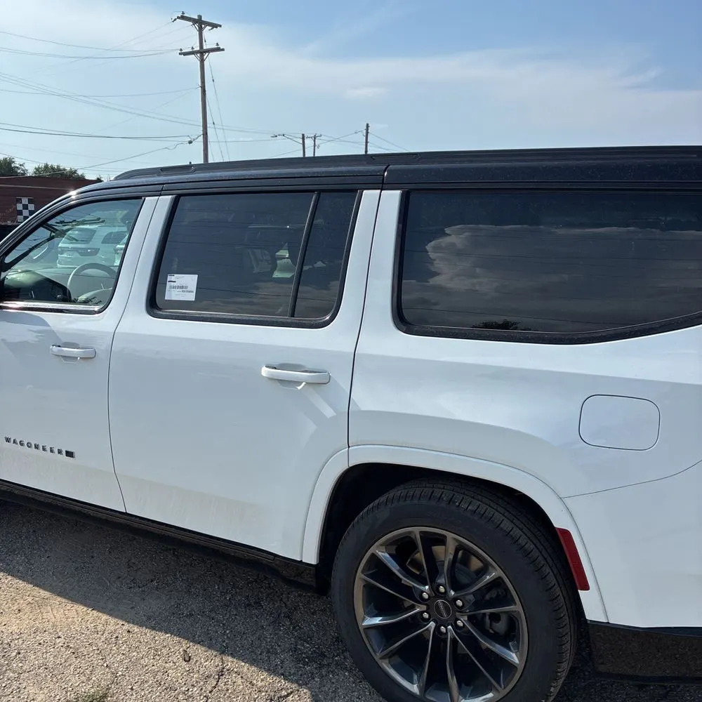 2024 Jeep Grand Wagoneer Series II Obsidian