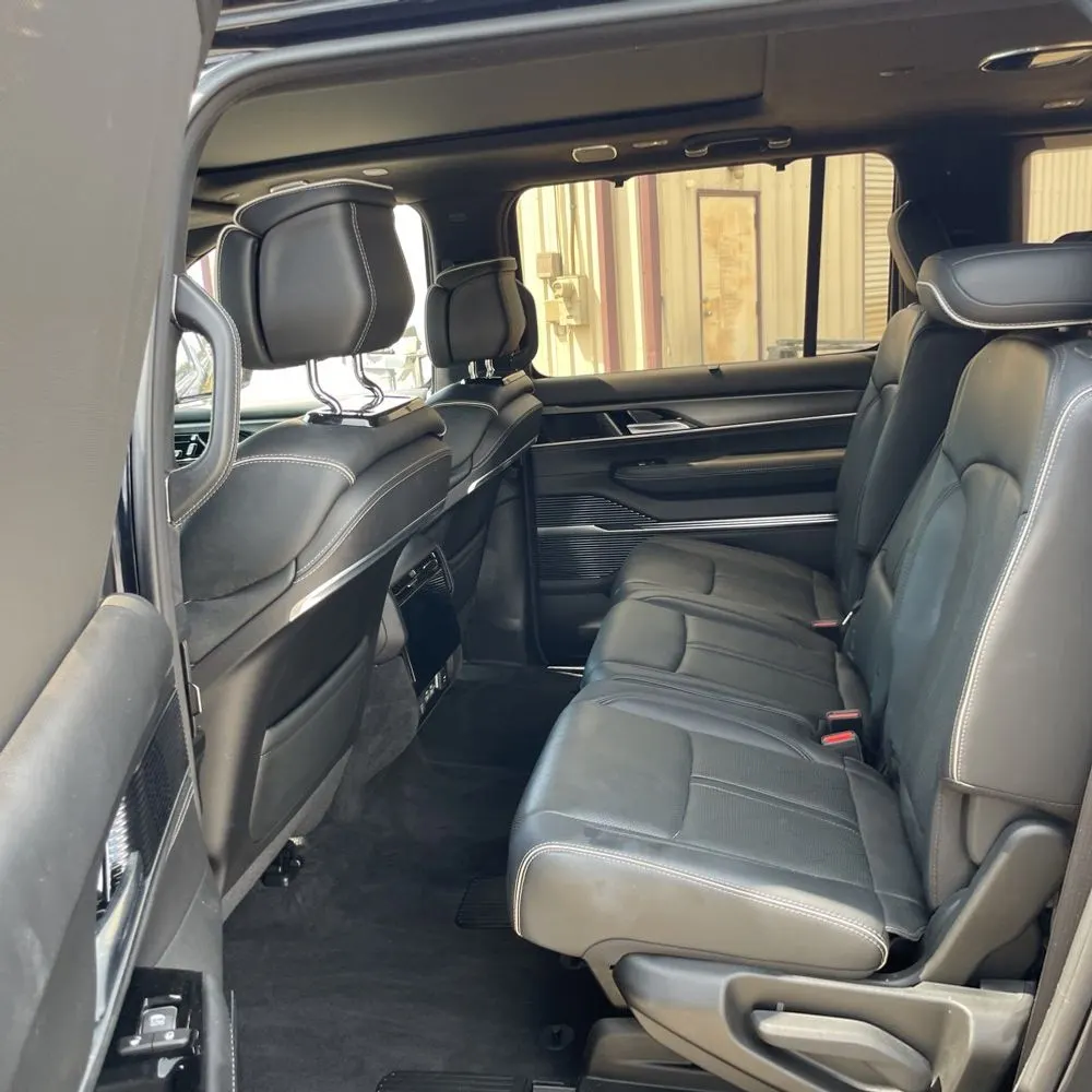 2023 Jeep Grand Wagoneer Obsidian