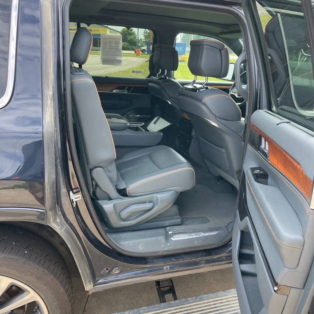 2022 Wagoneer Grand Wagoneer Series II
