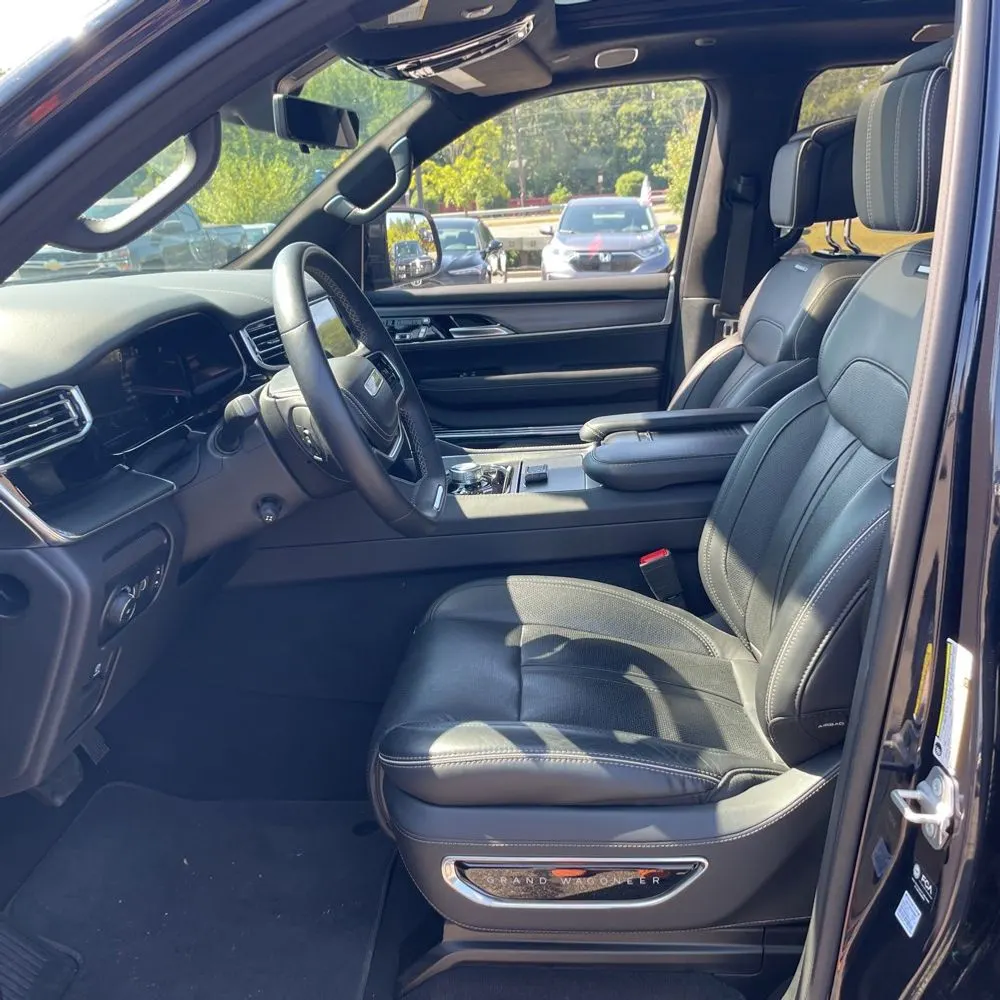 2023 Jeep Grand Wagoneer Obsidian