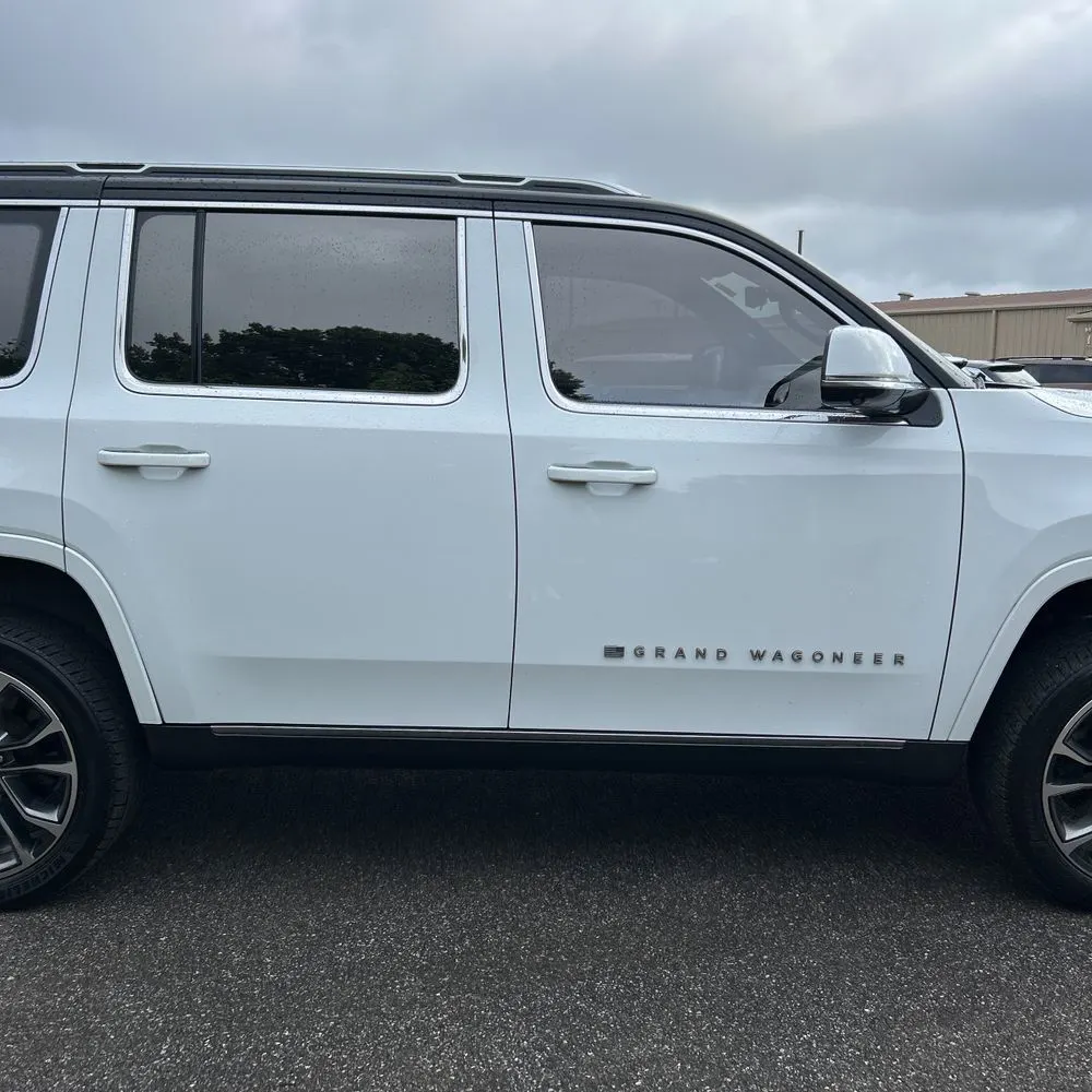 2022 Jeep Grand Wagoneer Series III