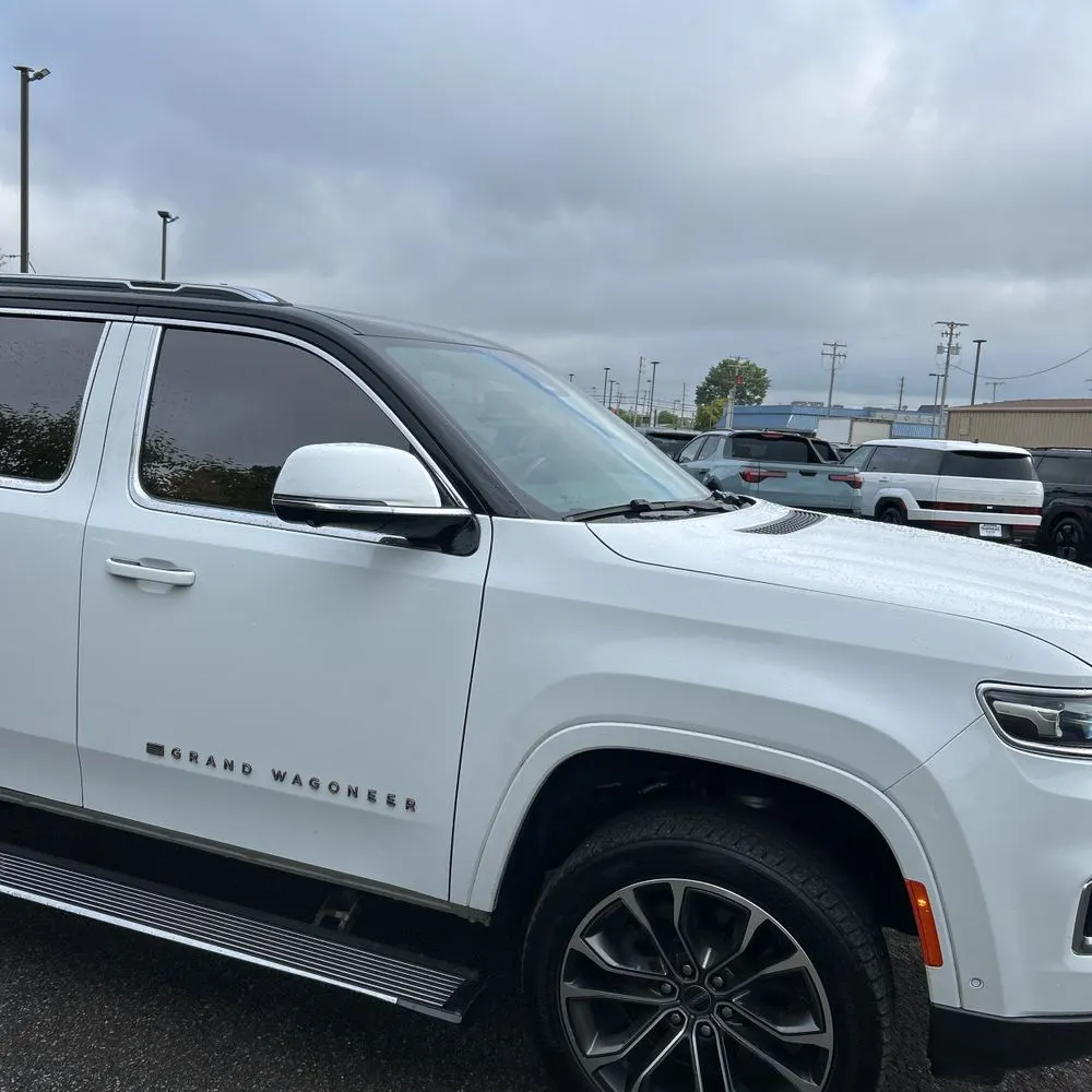 2022 Jeep Grand Wagoneer Series III