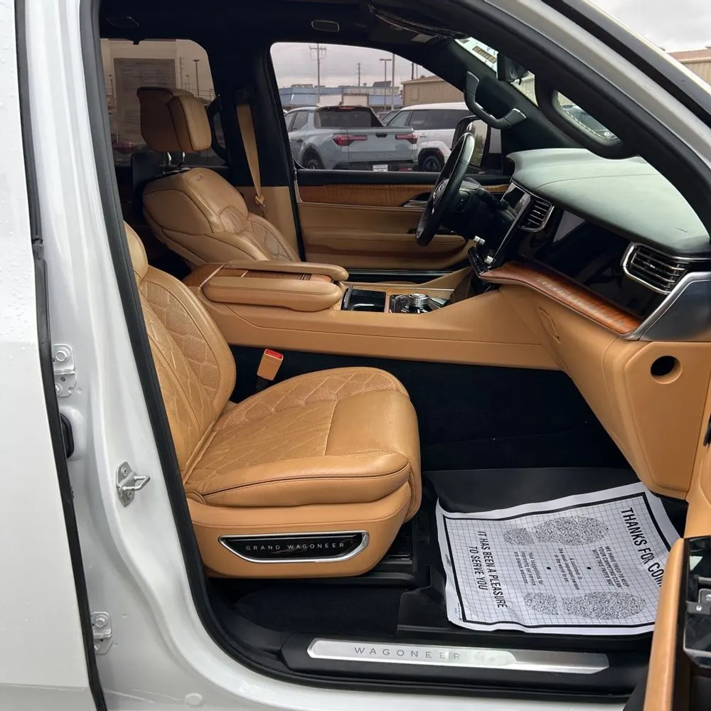 2022 Jeep Grand Wagoneer Series III