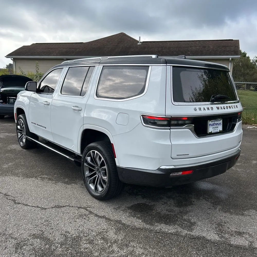 2022 Jeep Grand Wagoneer Series III