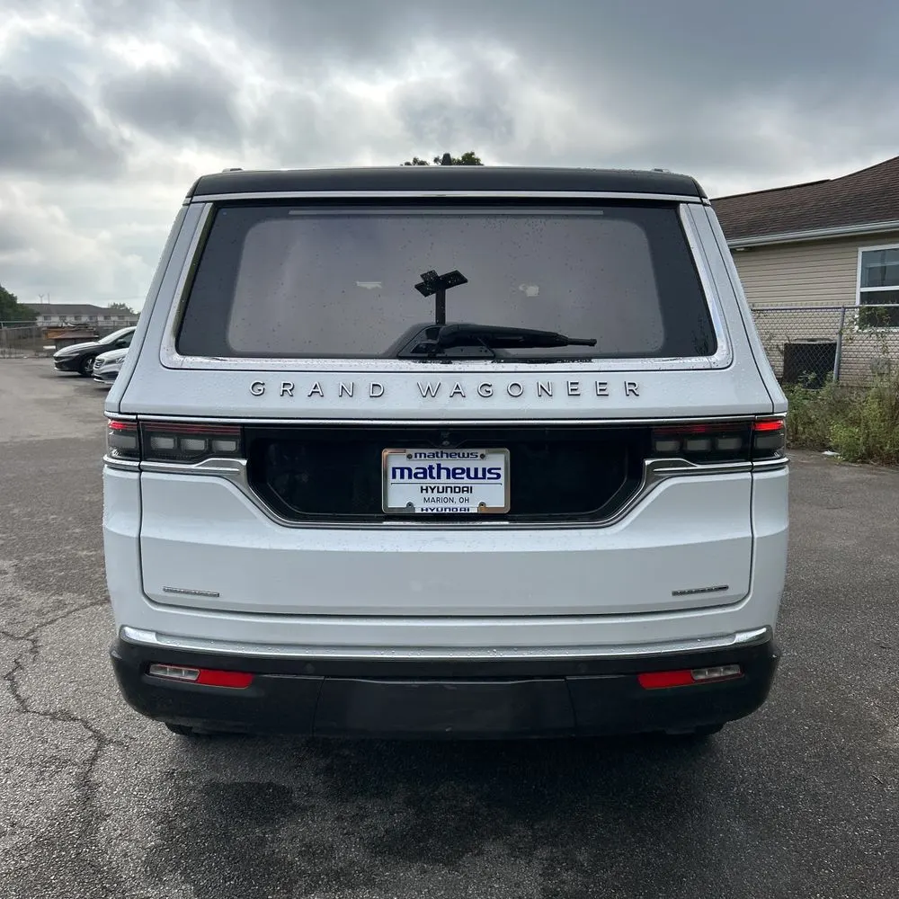 2022 Jeep Grand Wagoneer Series III