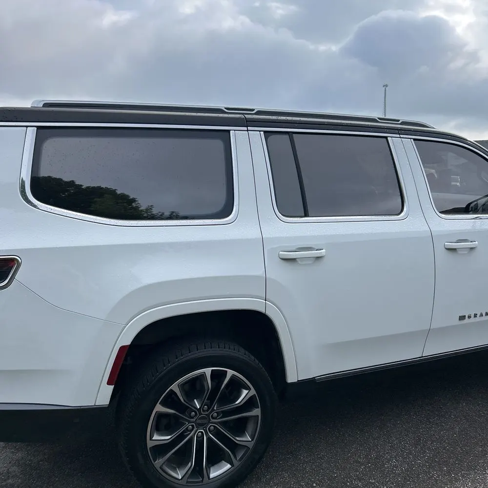 2022 Jeep Grand Wagoneer Series III
