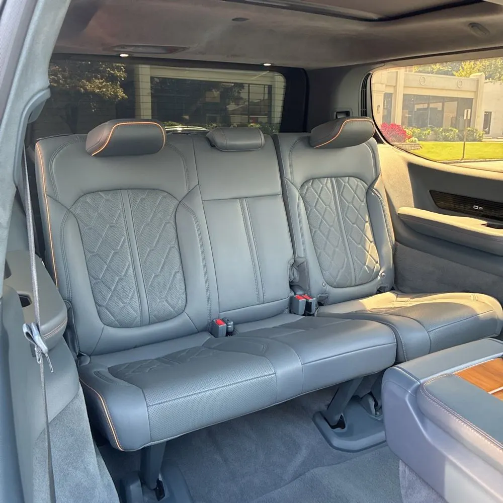 2022 Jeep Grand Wagoneer Series III