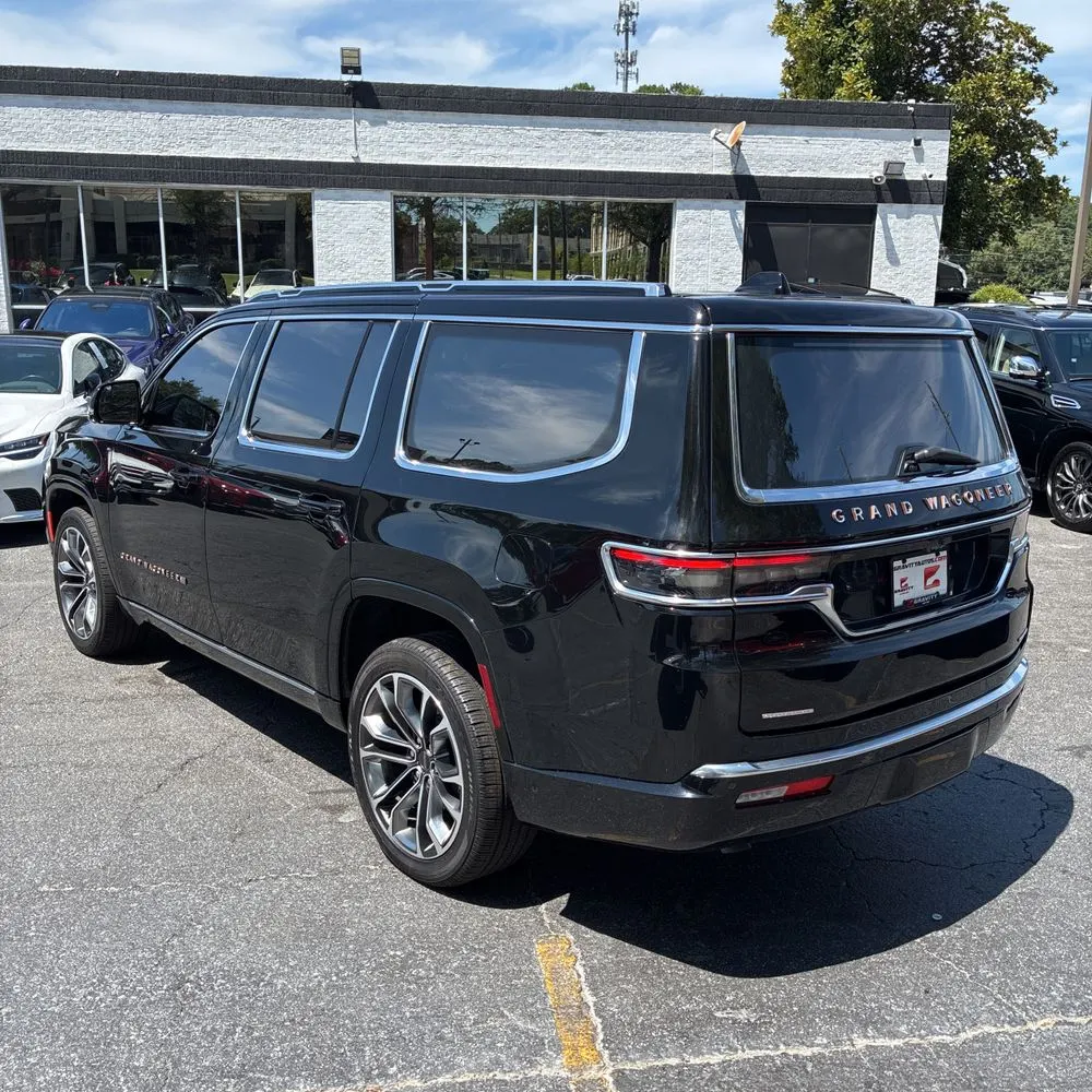 2022 Jeep Grand Wagoneer Series III