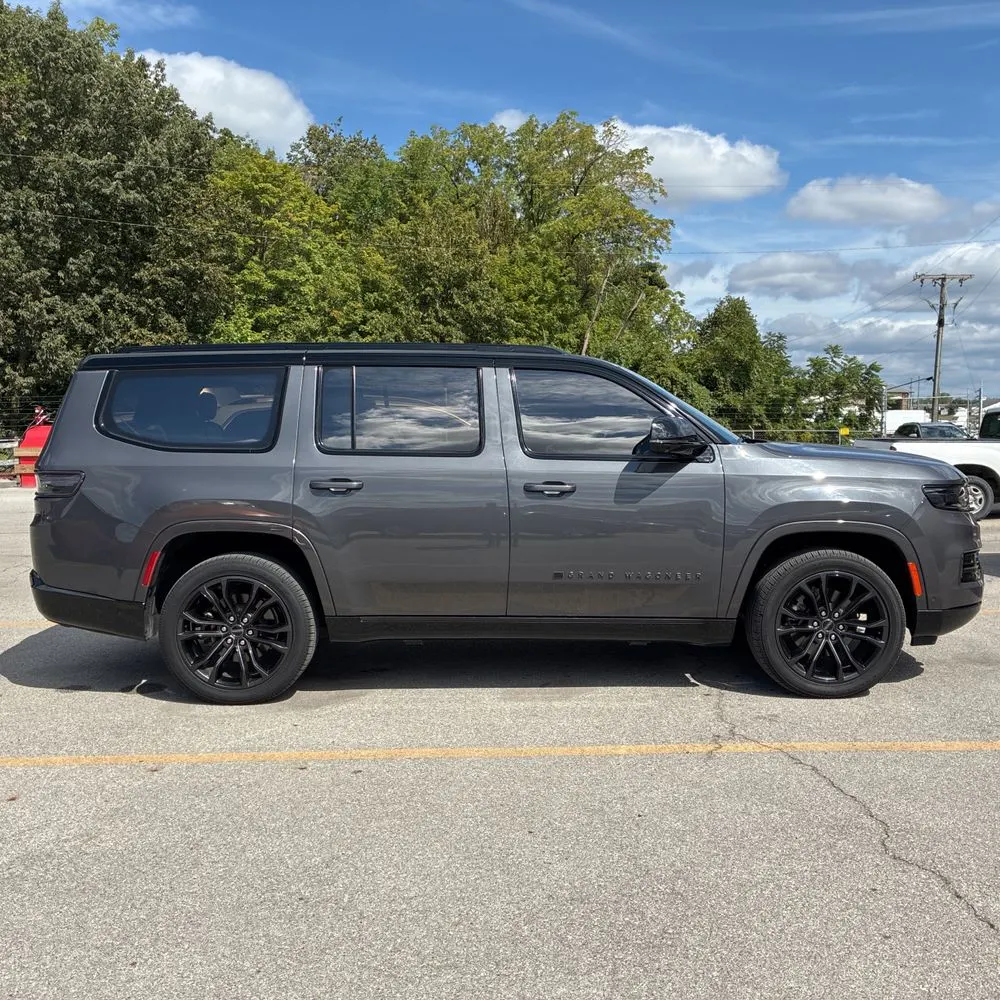 2024 Jeep Grand Wagoneer Series III Obsidian