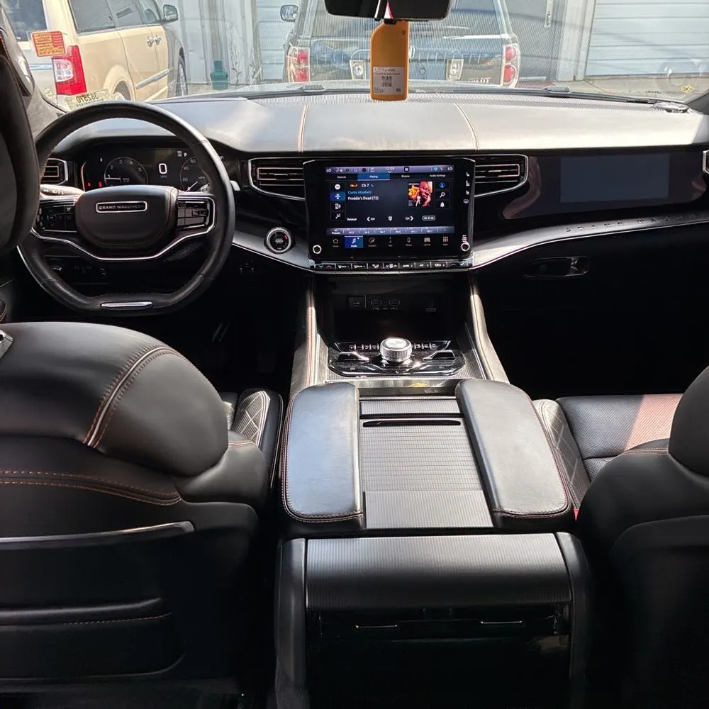 2024 Jeep Grand Wagoneer Series III Obsidian
