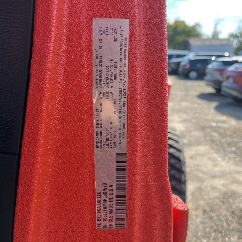 2023 Jeep Gladiator Sport S