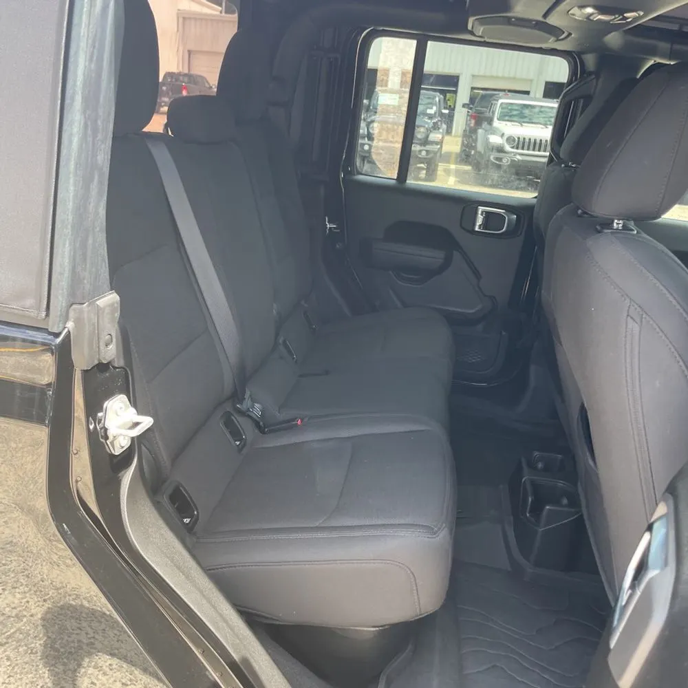 2023 Jeep Gladiator Willys