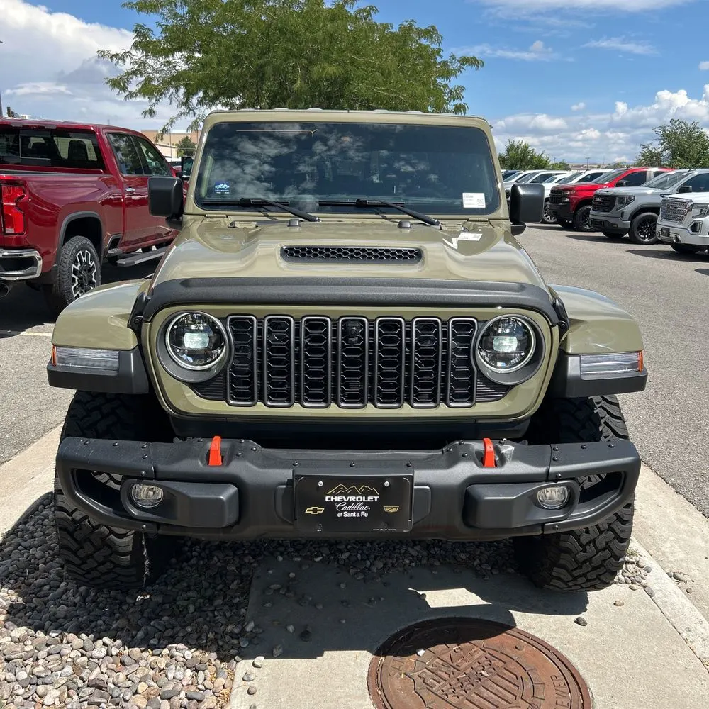 2025 Jeep Gladiator Mojave X