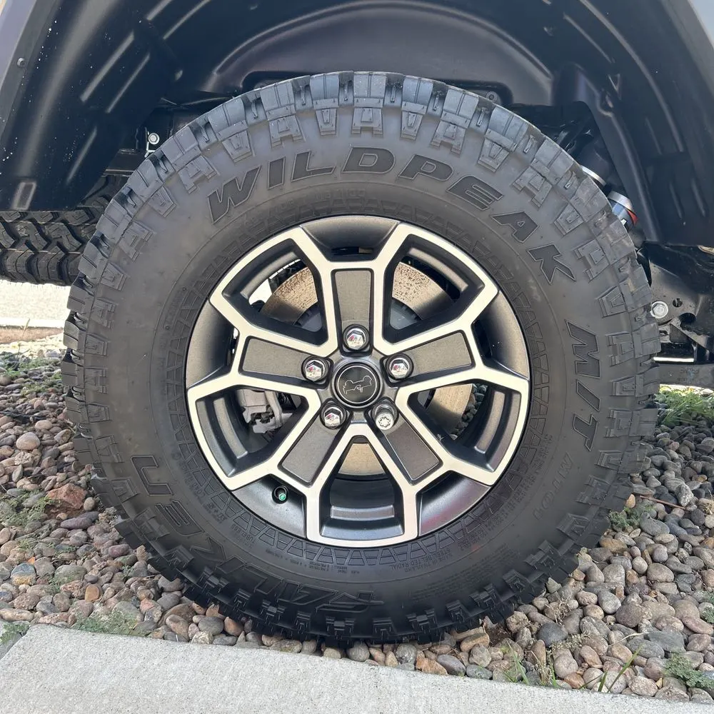 2025 Jeep Gladiator Mojave X